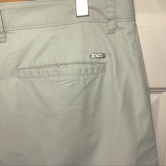 greg Norman For Tasso 5 Iron Performance Cream Shorts Size 36 Cargo Bermuda 36 - Picture 8 of 10